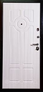 Фото  Стальная дверь Дверь с ковкой №18 с отделкой Винилискожа